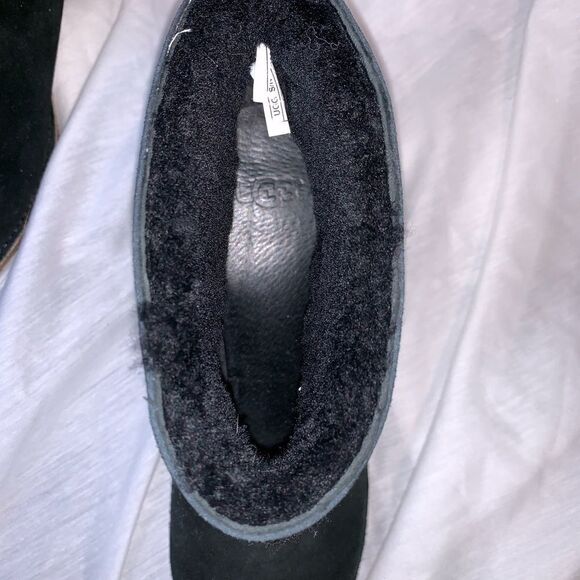 Ugg heeled boots - Picture 4 of 6